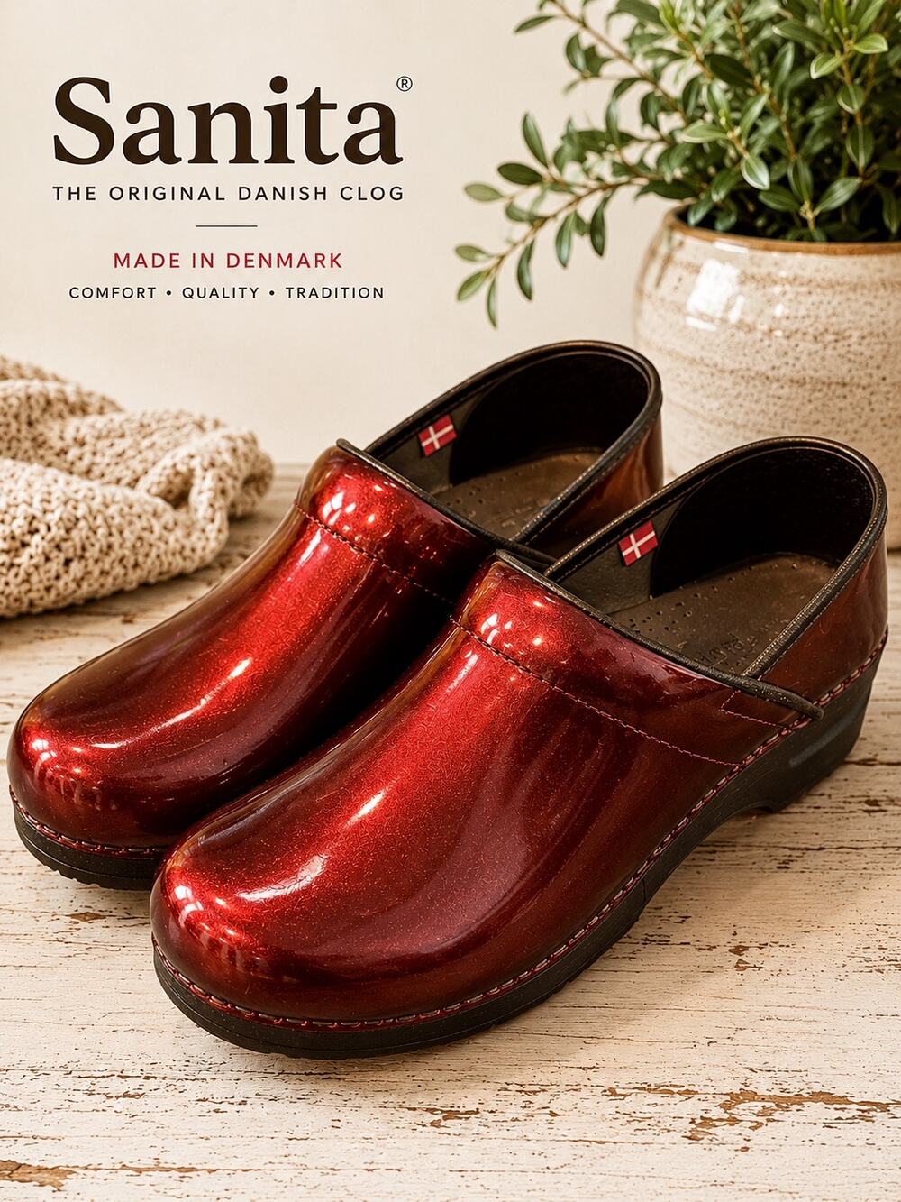 Sanita Original Danish Patent Leather Burgundy Clogs EU 39 Comfort Made Denmark